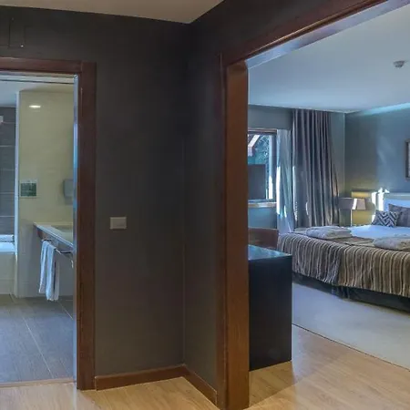 호텔 Your & 알코바카