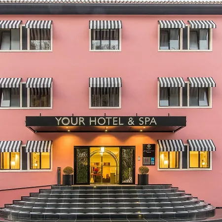 Hotel Your &