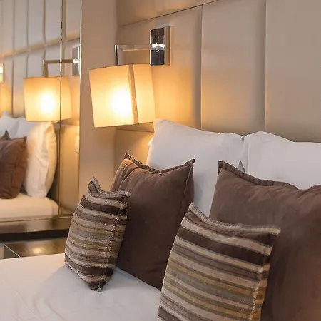 호텔 Your & 알코바카