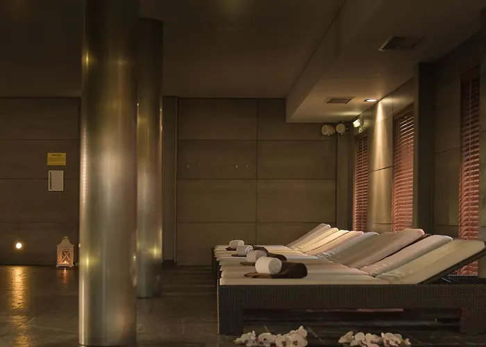 Hotel Your &