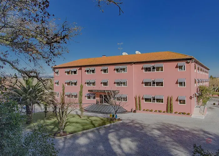 Your & Hotel Alcobaça