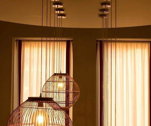 Your & Hotel Alcobaça